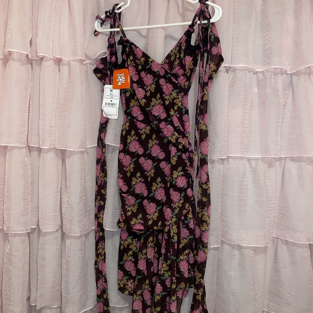 Kiki Rikki Floral Wrap Tie Mini Dress NWT